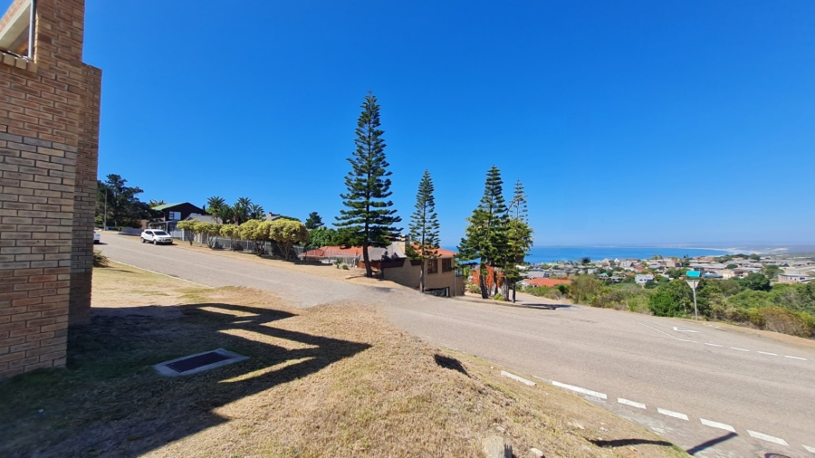 4 Bedroom Property for Sale in Dana Bay Western Cape